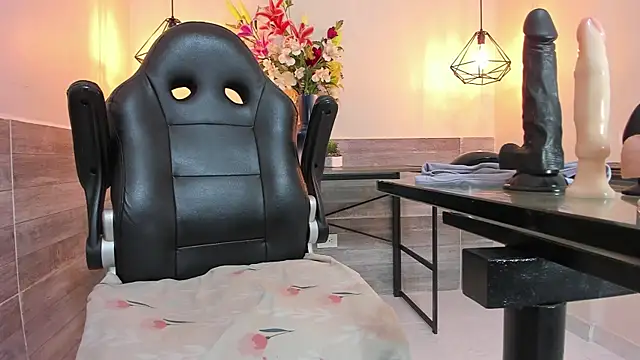 ElaineLaurent's Live XXX Chat