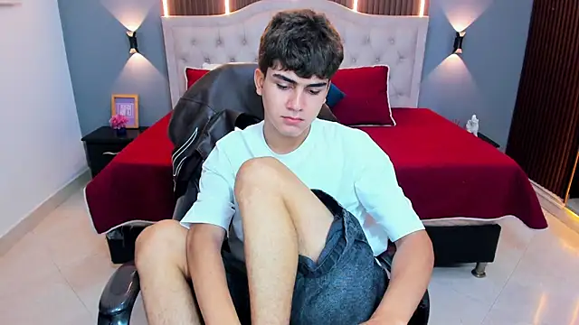 Tommy18__ Chat XXX live
