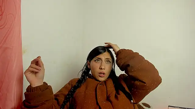 Czat XXX na żywo – Alanaloiiss_