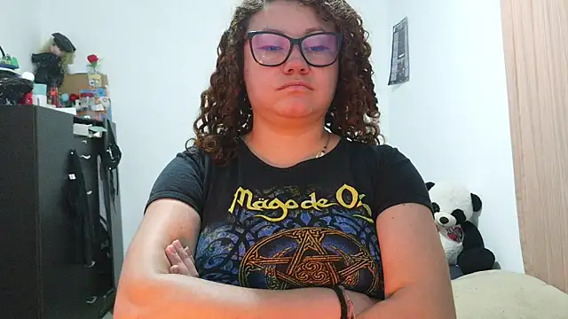 Chat XXX Live curly_greeneyed