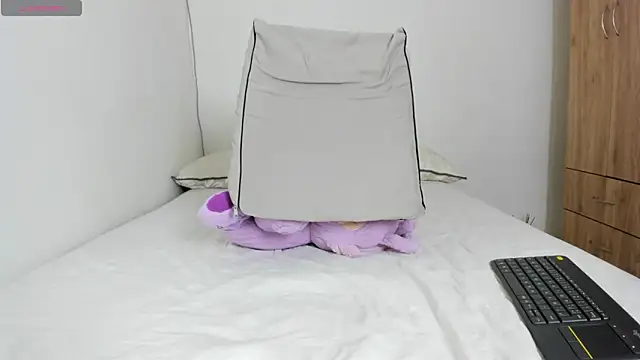 Hannah_Baileyy's Live XXX Chat