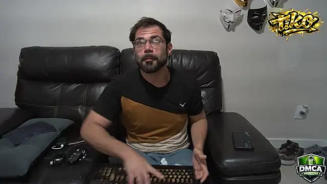 Zander823 Live XXX-Chat