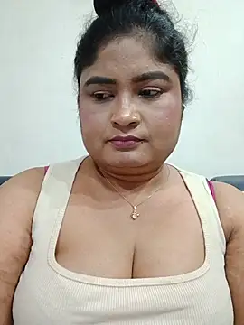 hornyriyanka Pertunjukan Webcam