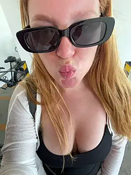 Chat XXX en directo de Carammelstorm
