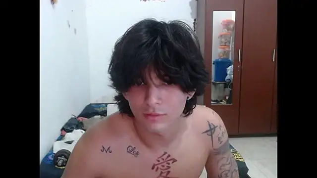 Show modela Archangel__ na web-kameri