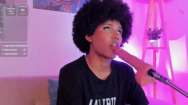 NaomiSaenz_n Webbikameraesitys