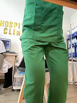 Show modela secretly_masturbating na web-kameri