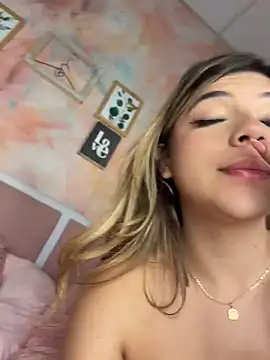 Chat XXX ao vivo de AngelBlushXXX