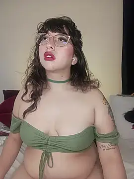 Piafisher_2's Live XXX Chat