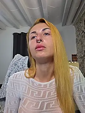 kylie_blck: απευθείας συνομιλία ΧΧΧ