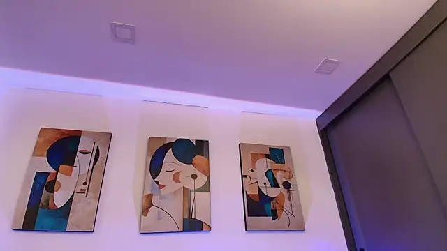Živý XXX chat miaa_saenz1