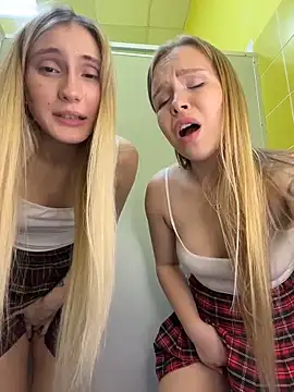 Pink_Kiss webcam show