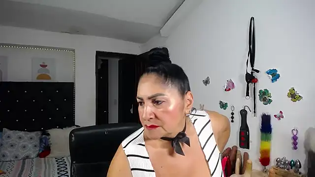 mature_bigboobs10 Webcam show