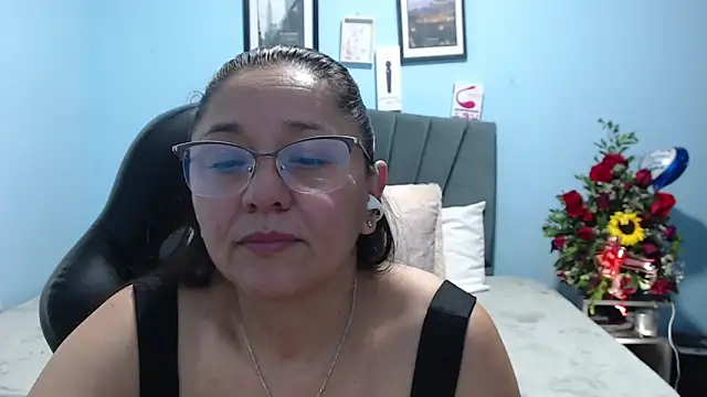AngelRouss' Live XXX Chat