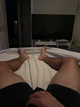 John_strokz Show in webcam
