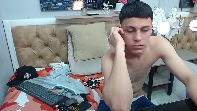Ethanx18_ Webcam show