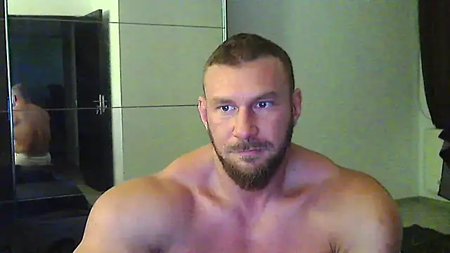 muscularkevin Webcam Show