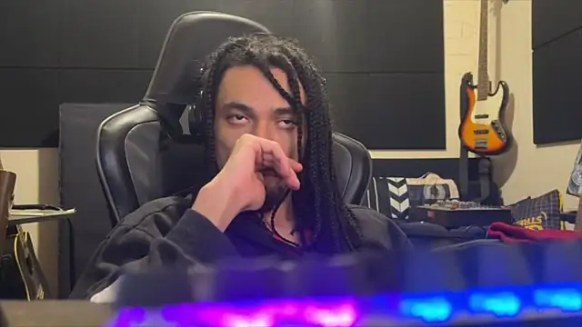 FavelaDaddyCum's Live XXX Chat