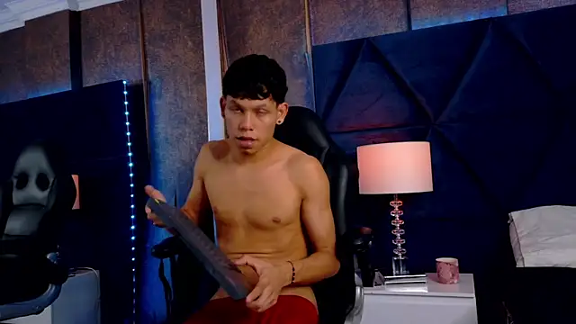XXX chat uživo modela ThiagoFerrer_