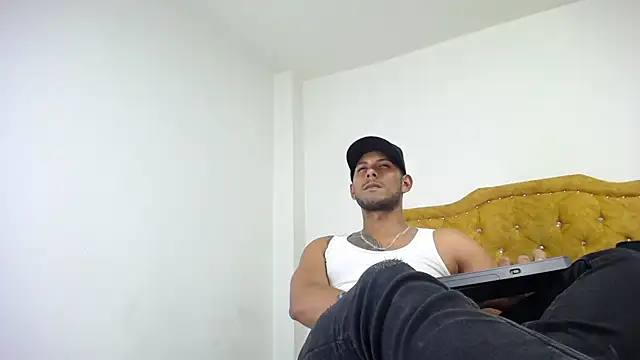 Chris_Dick23のウェブカメラショー
