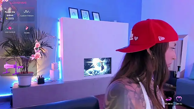 Megan_inked Adlı Modelin Web Kamerası Şovu