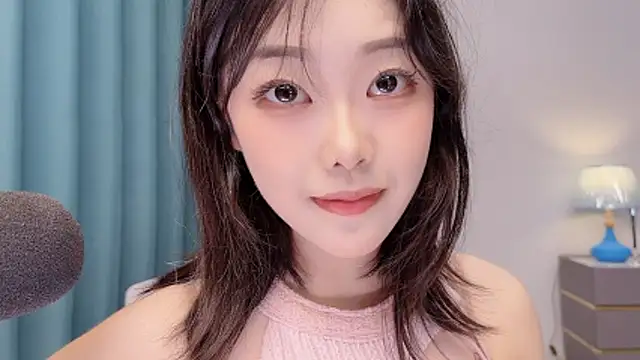 Chat XXX en directo de smalldaisy