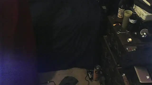 Johnny1991Blunt live XXX chat