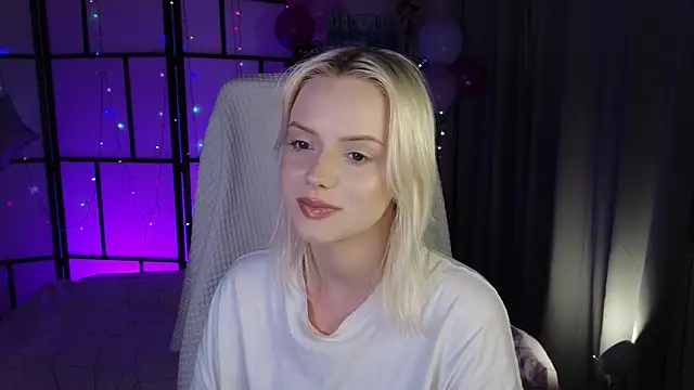 ImBonBon Adlı Modelin Canlı XXX Sohbeti