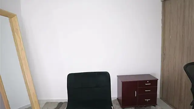 Steph_F Chat XXX live