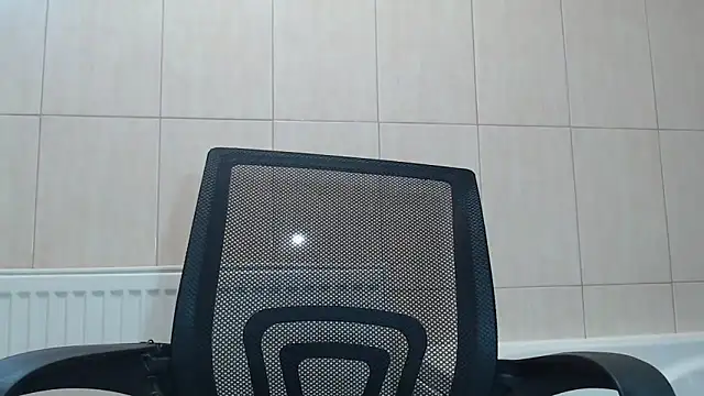 Chat XXX en directo de newamyy