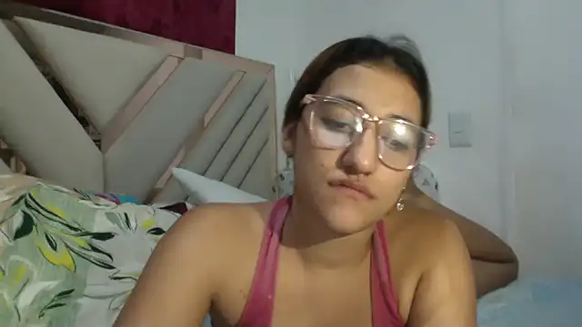 Tammys4 Show in webcam