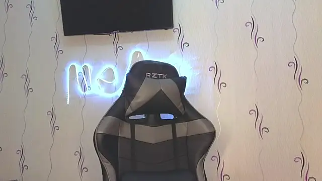 warm_pearl's Webcam Show