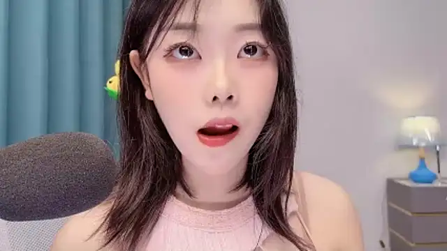 Chat XXX en directo de smalldaisy