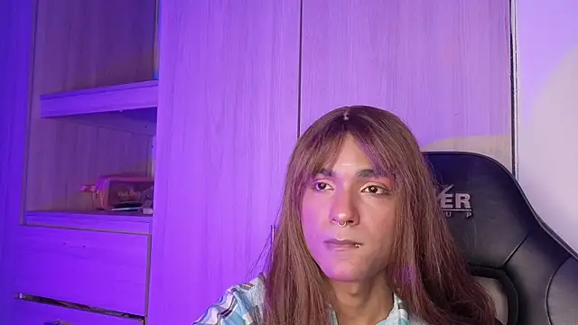 tiffanyy_777: вебкам-шоу