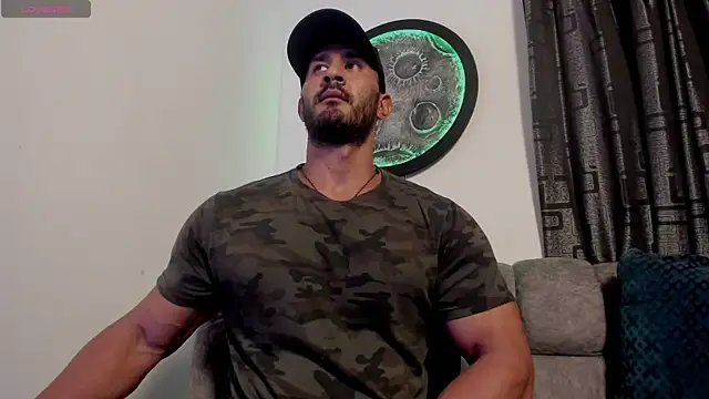 curt_xxx's Live XXX Chat