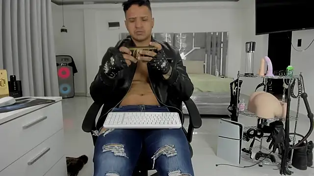 master_leather Live XXX Chat