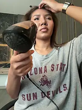 Alittleasiangirl Webcam show