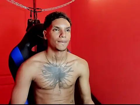 kai_storm77 Webcam Show