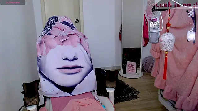 MyAsianWaifu Chat XXX live