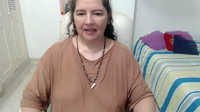 leonela_69 Chat XXX live