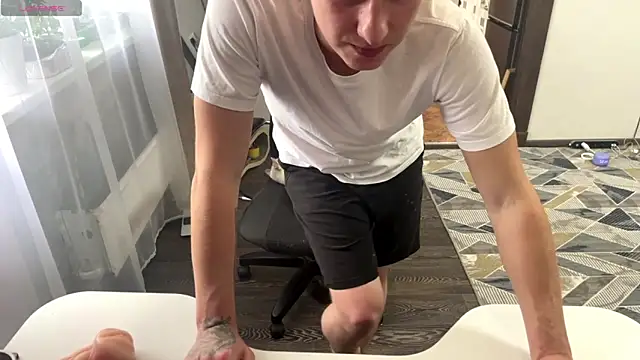 Keksik_'s Webcam Show