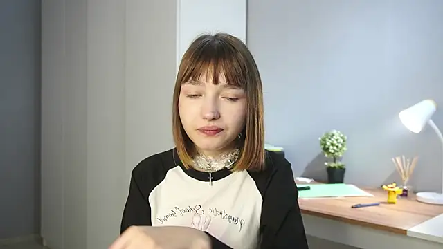 Leyla_crsh 现场XXX聊天
