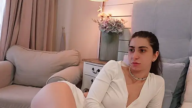 دردشة IsabellaMysty الجنسية المباشرة