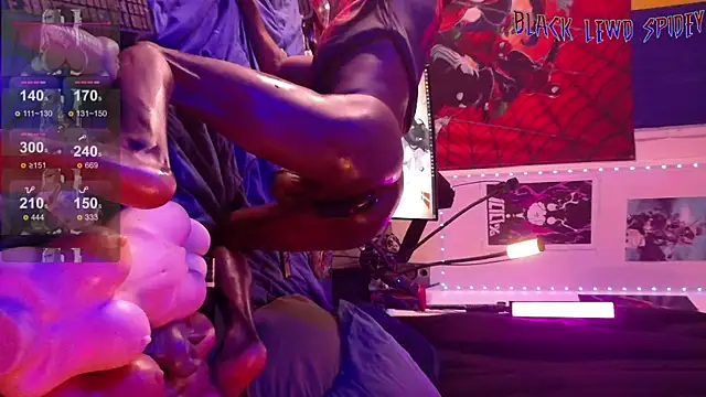 BlackLewdSpideyのライブXXXチャット