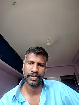 Paramkeerthi Adlı Modelin Canlı XXX Sohbeti