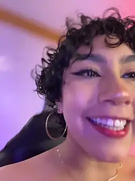 ZahaRoseee's Live XXX Chat