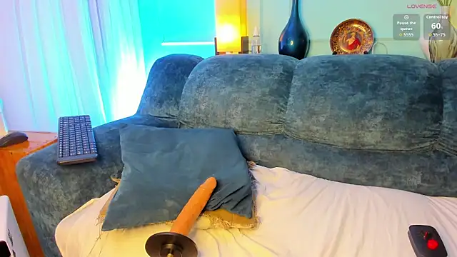 Nicki_Ripperton webkamerás műsora