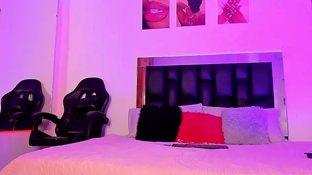 MaxPower003 Webcam Show