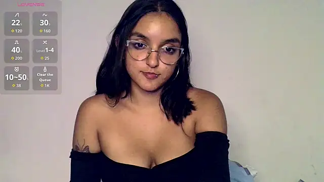 Ari_20_ élő XXX-chatje