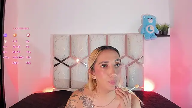 Amanda_klaire: απευθείας συνομιλία ΧΧΧ